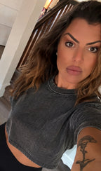 Grey short sleeve crop top