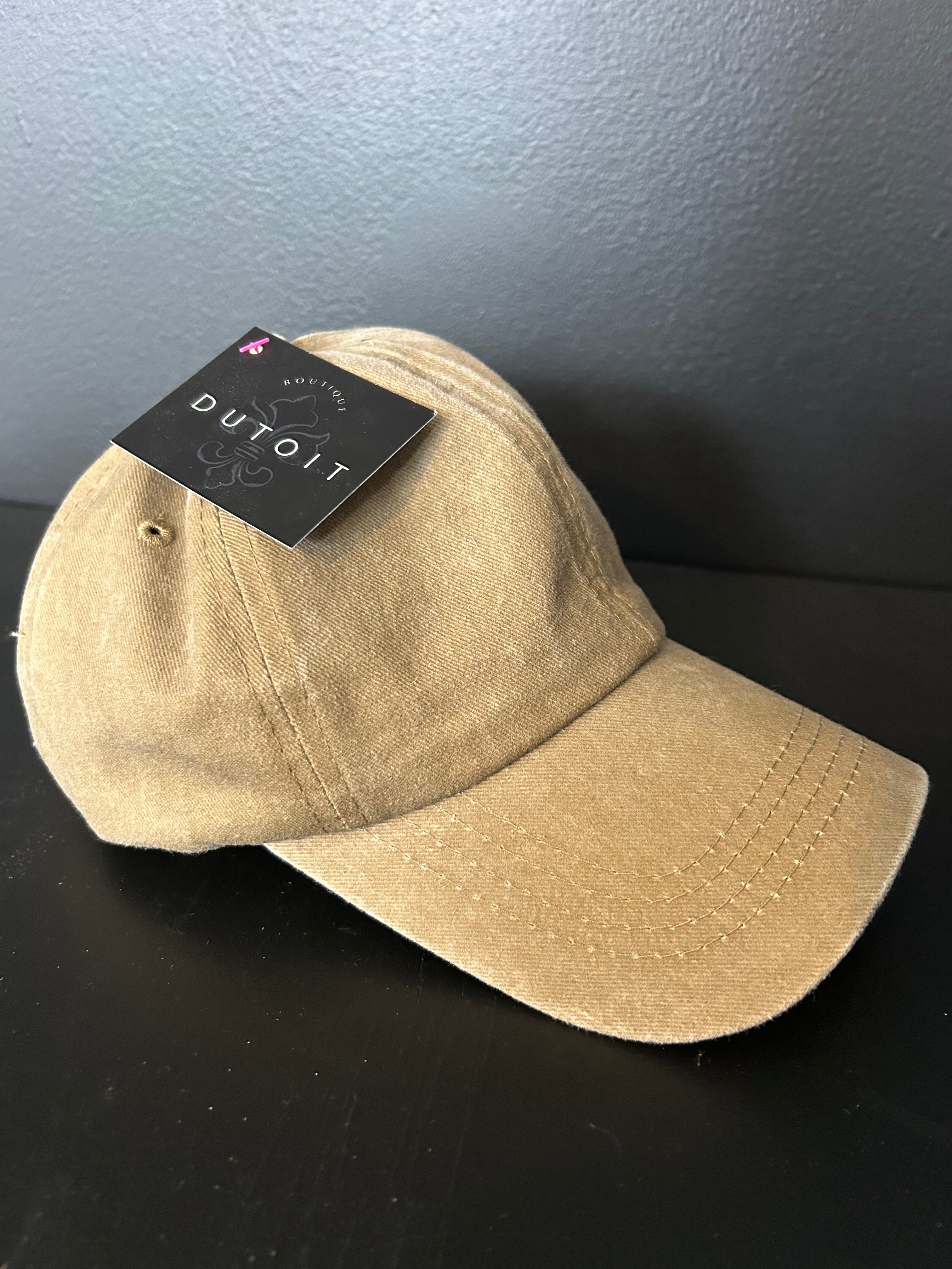 Women’s camel baseball hat