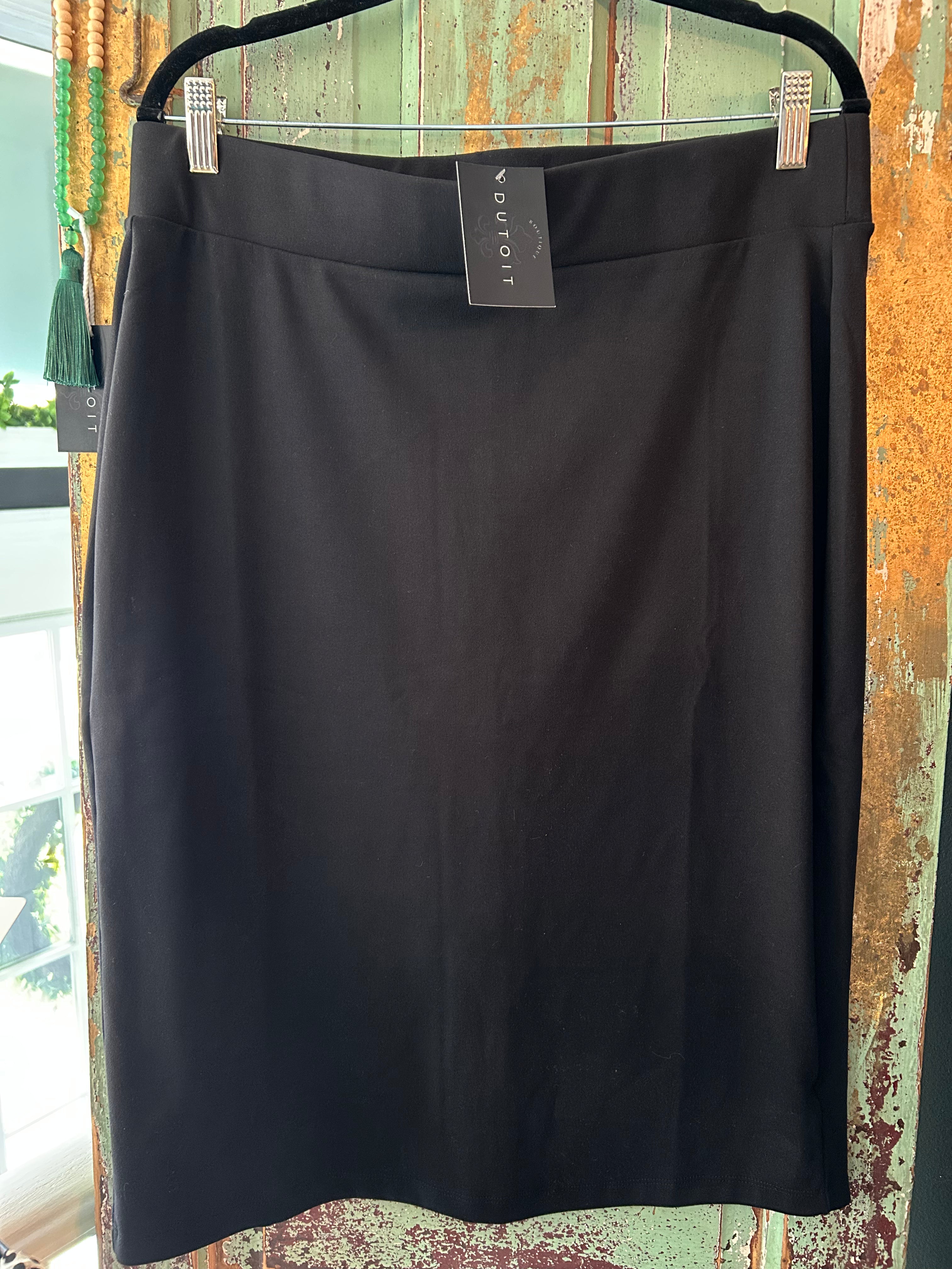 Black pencil skirt plus size
