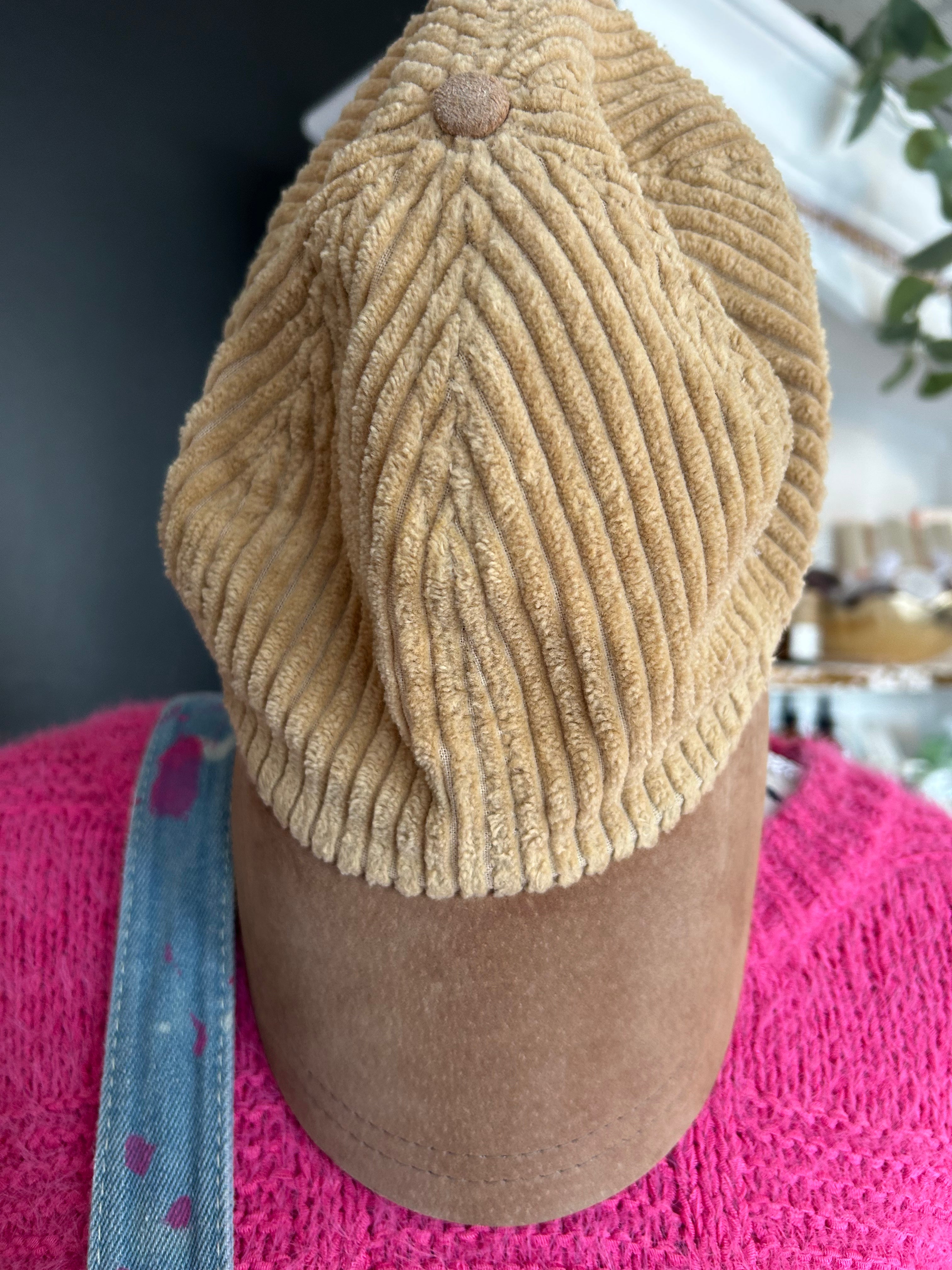 Ochre corduroy & suede cap