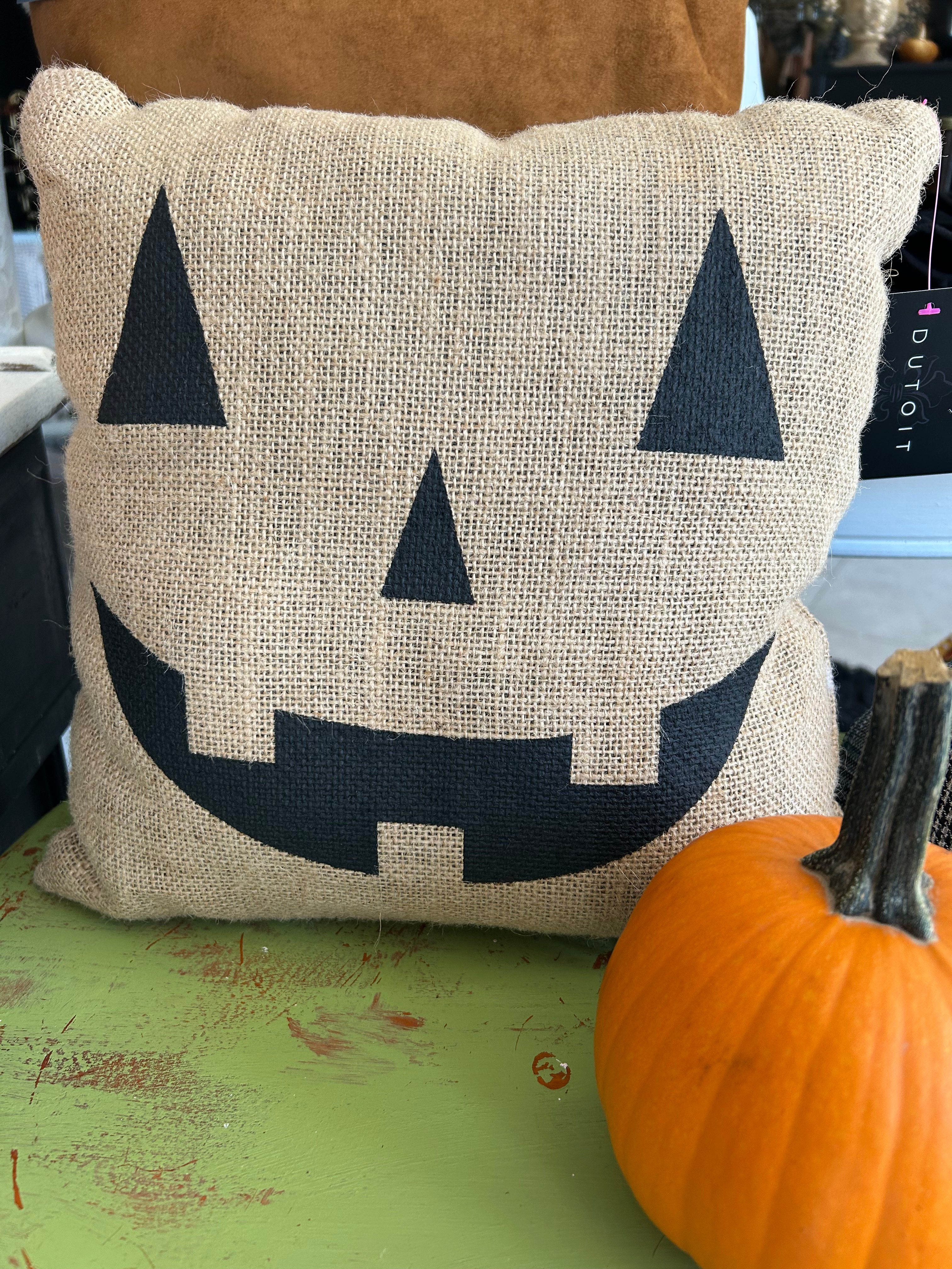 Jacko lantern pillow