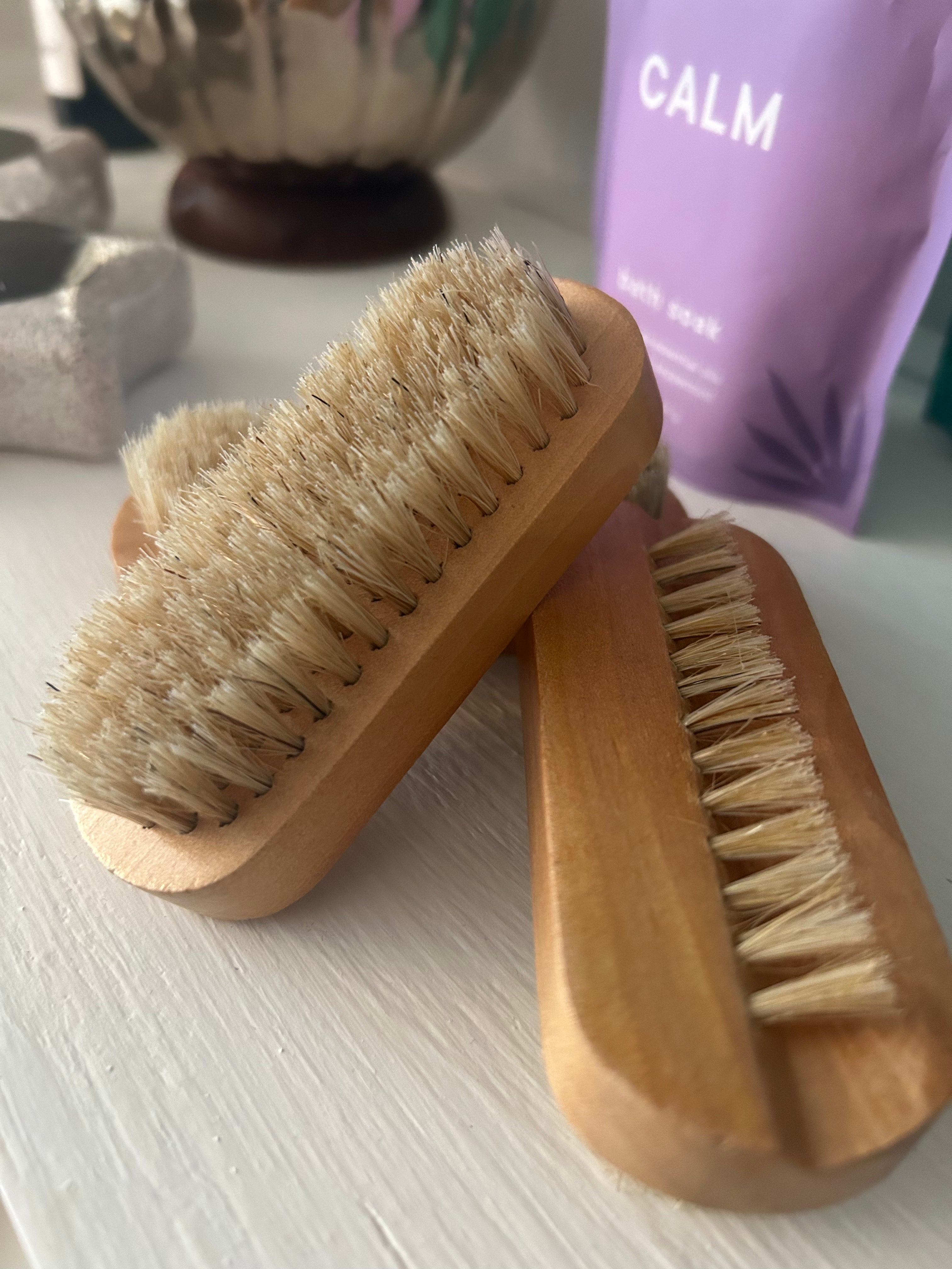 Le Polisseur — Exfoliating Body & Nail Brush