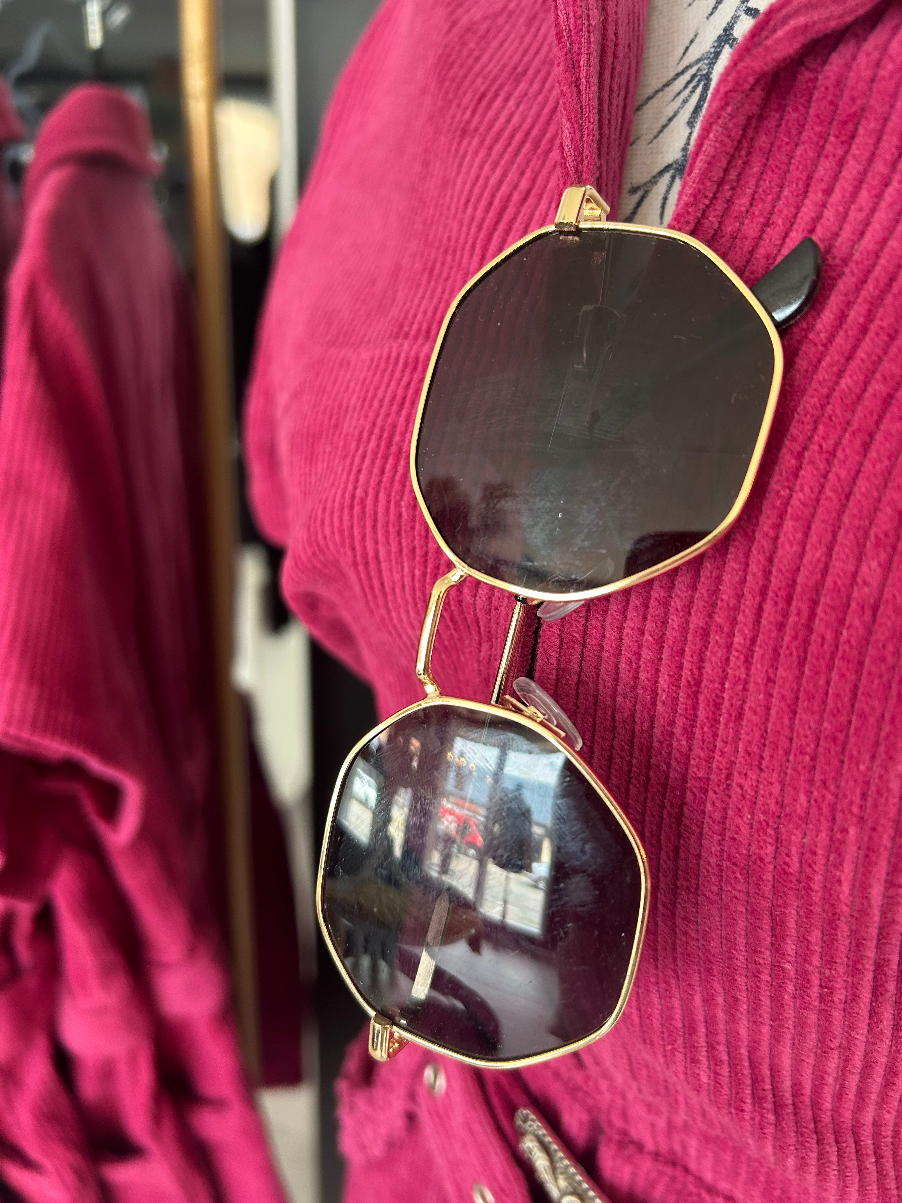 Aubrey black sunshades